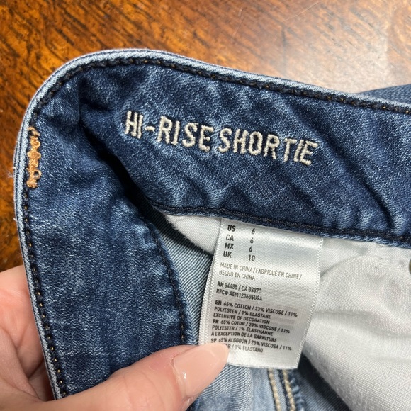 Hi-Rise Shortie Denim Shorts - Picture 4 of 4